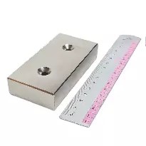 آهنربای نئودیمیوم بلوکی سوراخ دار 100x50x20