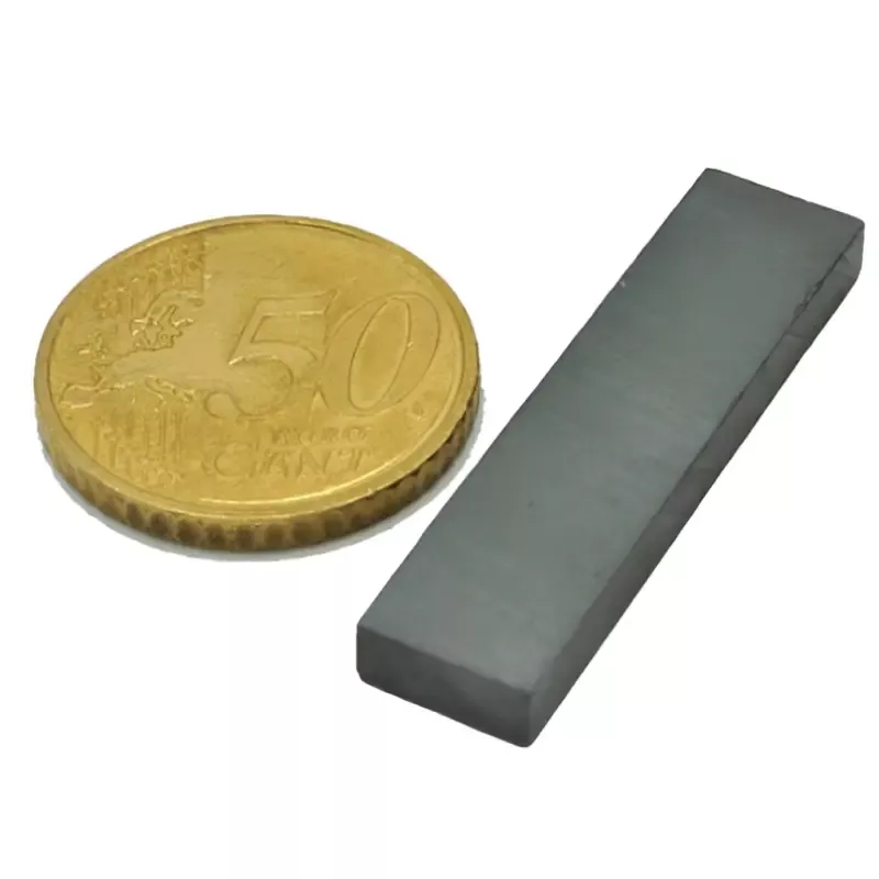 آهنربای فریت بلوکی با ضخامت 8mm