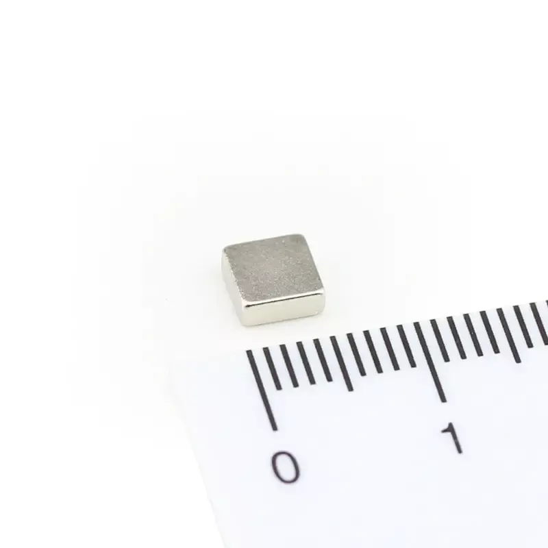 آهنربای نئودیمیوم بلوکی با ضخامت 2mm